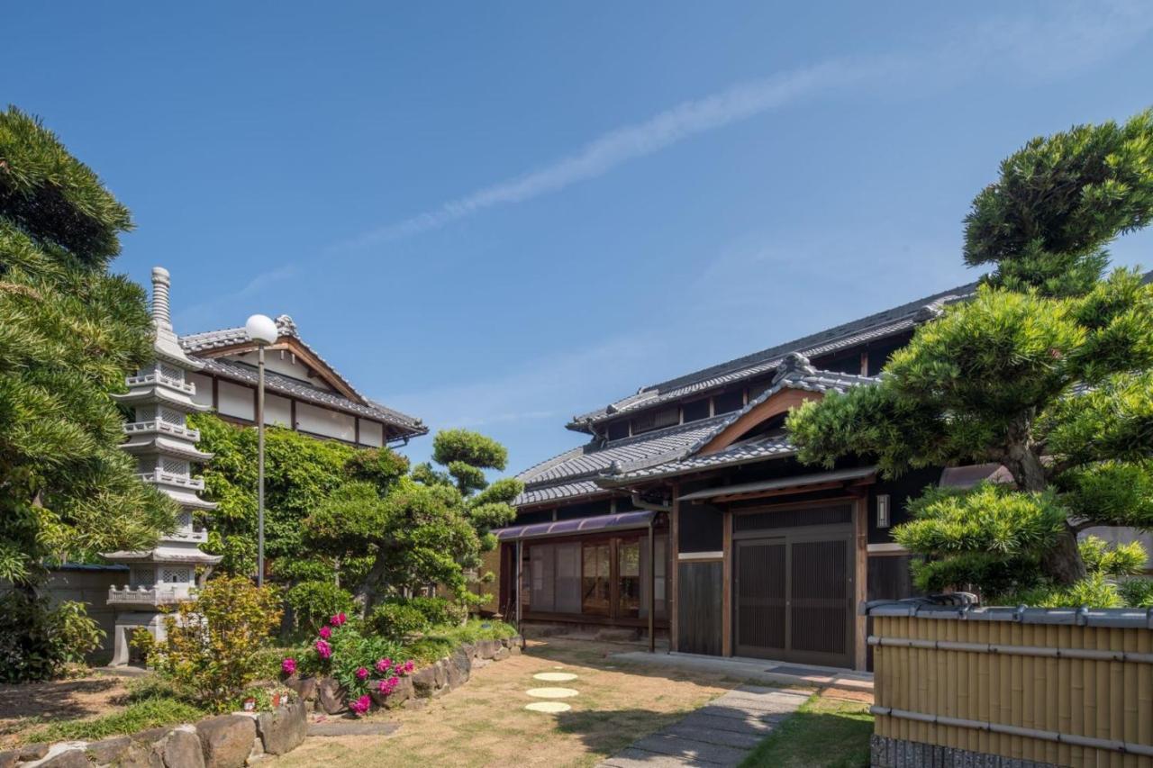 Апартаменты Sano-San-Chi Waraku Идзумисано Экстерьер фото